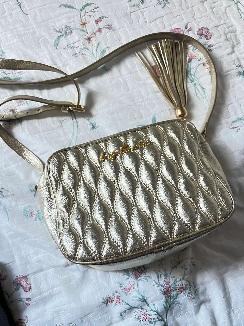 BOLSA LUIZA BARCELOS DOURADA