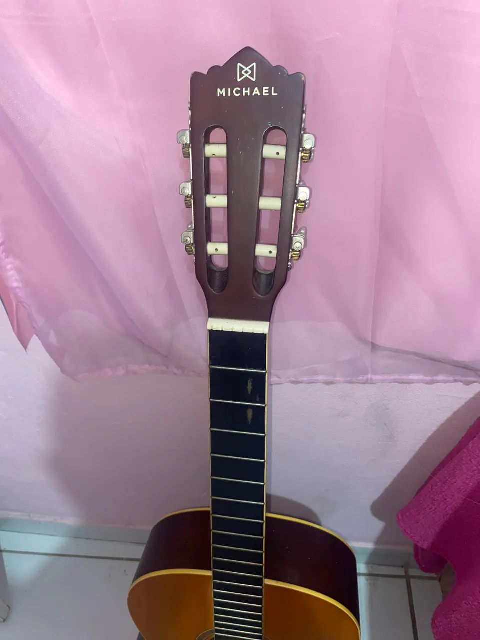 Violão MICHAEL