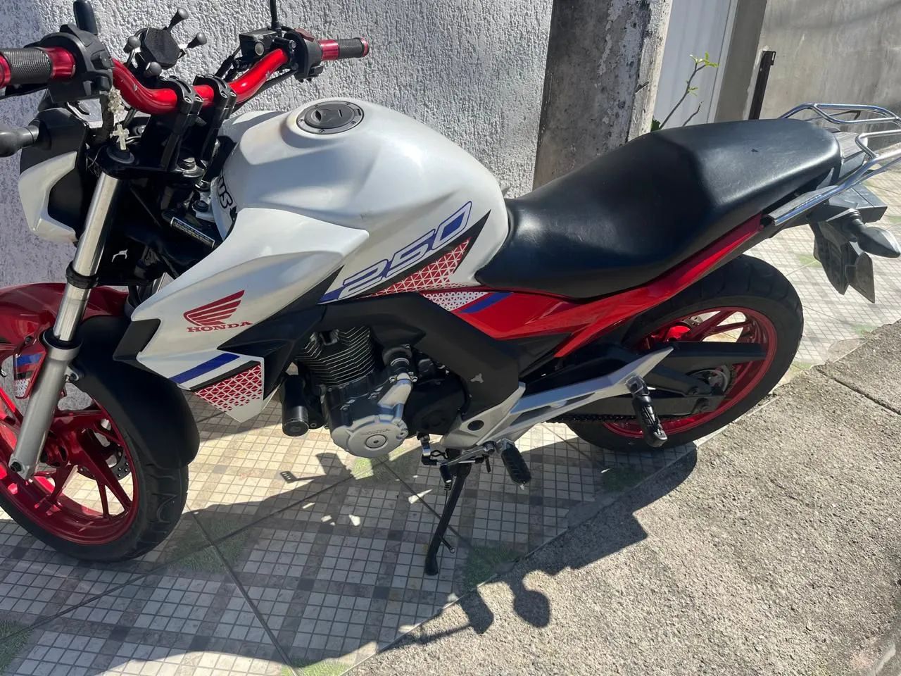 Honda cb250f 2016  - Foto 4