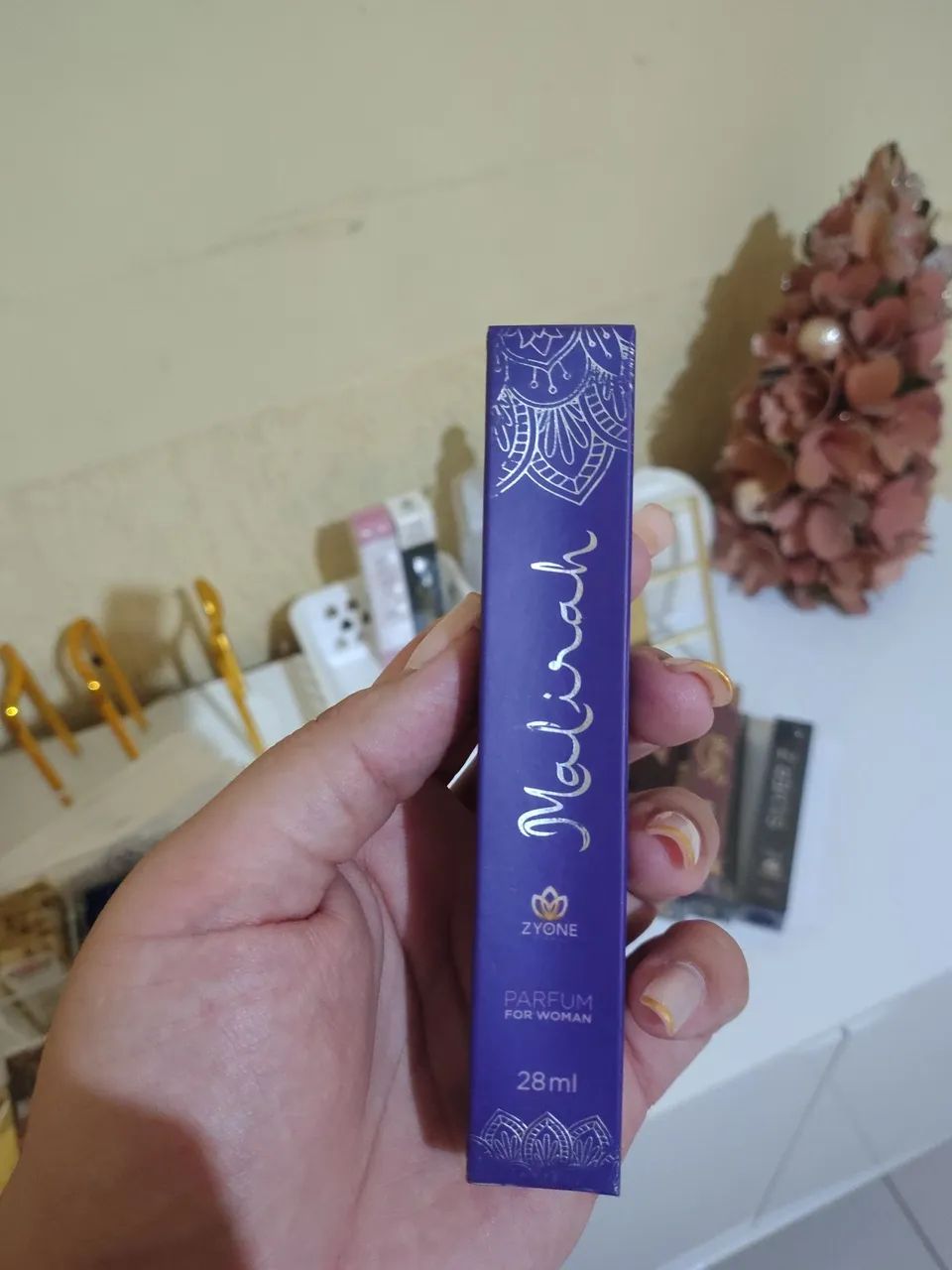 Vendo perfumes zyone femininos  - Foto 3