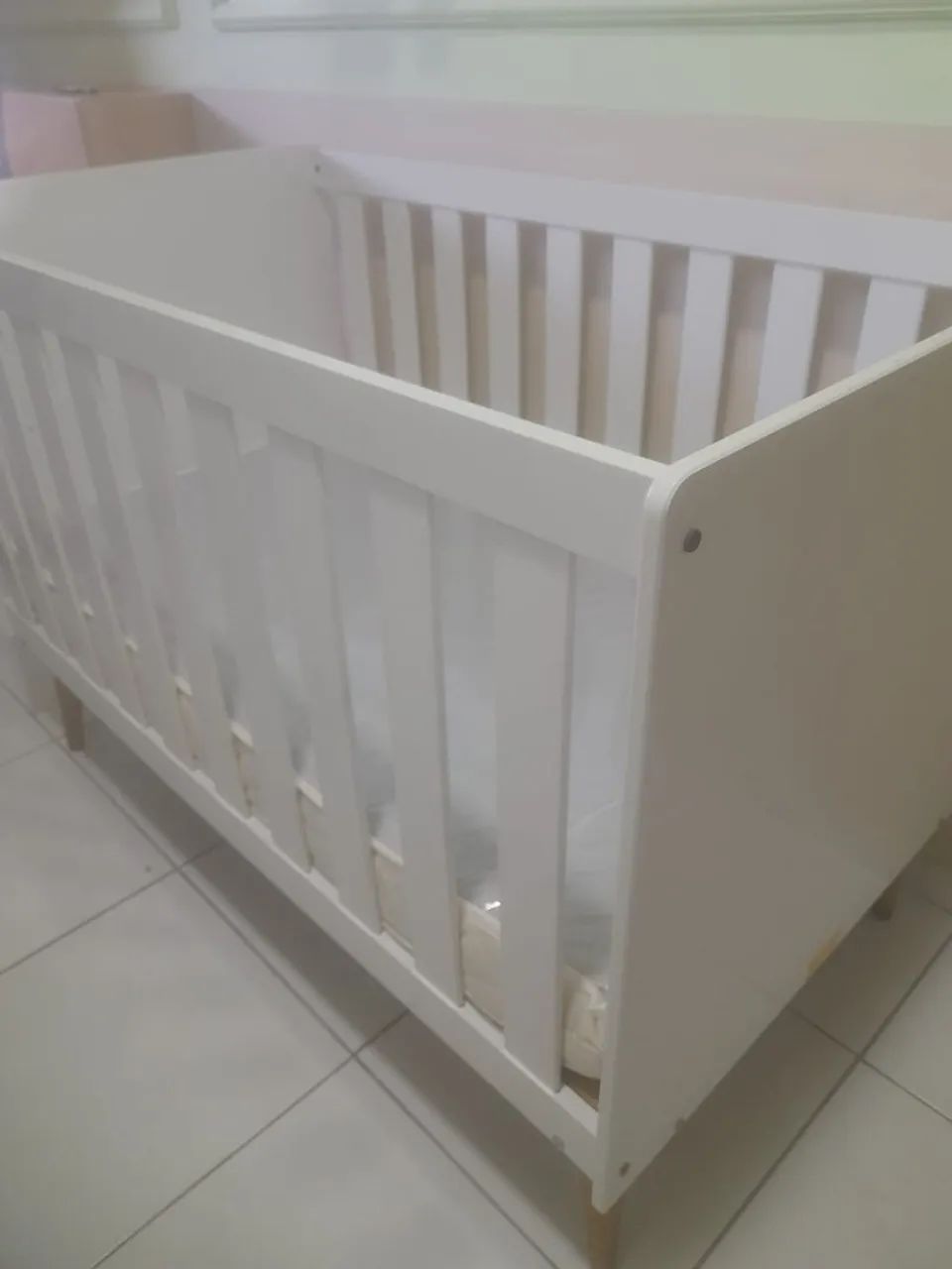 Slightly used crib478224132384368645