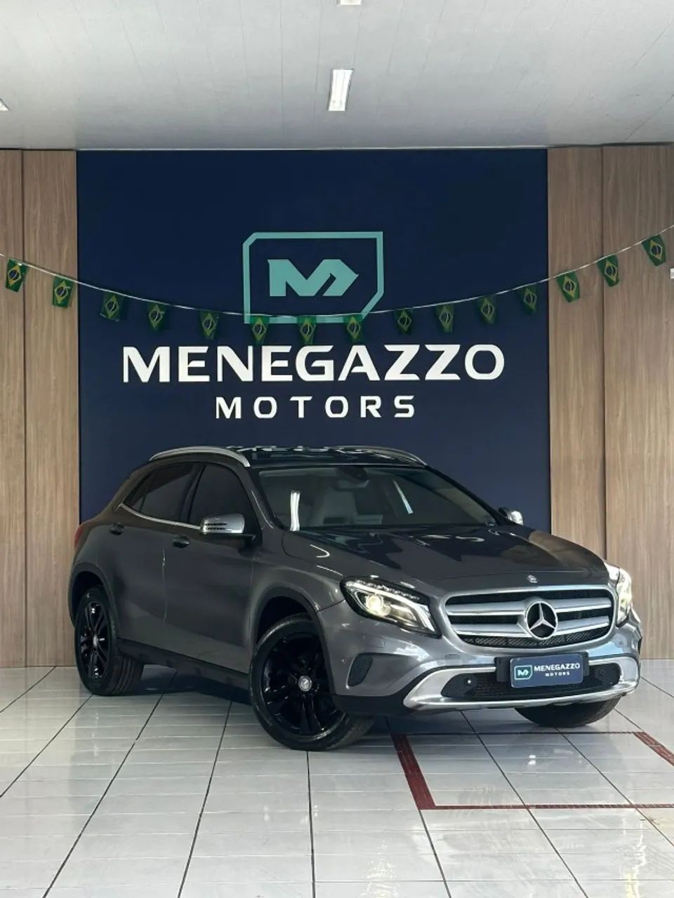 Mercedes-Benz GLA 200 Adv. 1.6/1.6 TB 16V Flex Aut. 2016