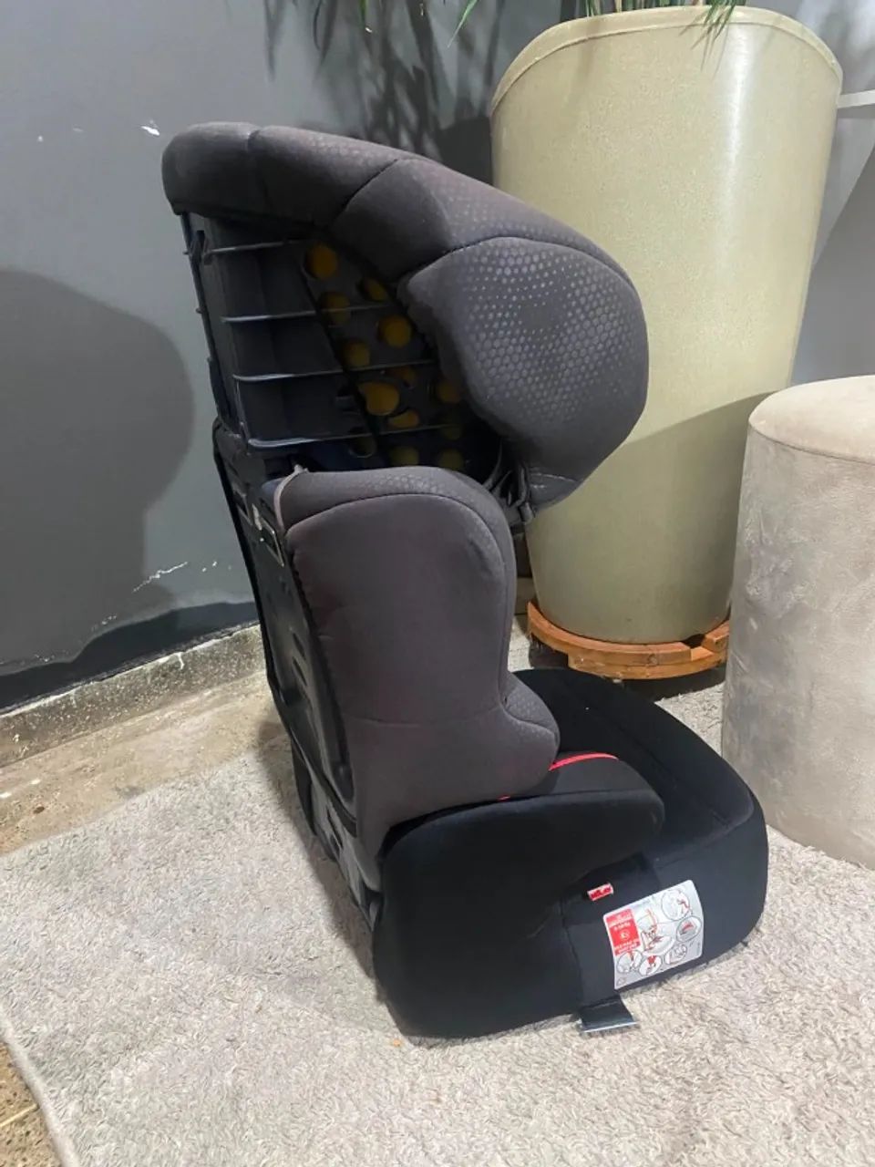 CADEIRINHA INFANTIL BEBE VEICULAR PRETO E CINZA - Foto 3