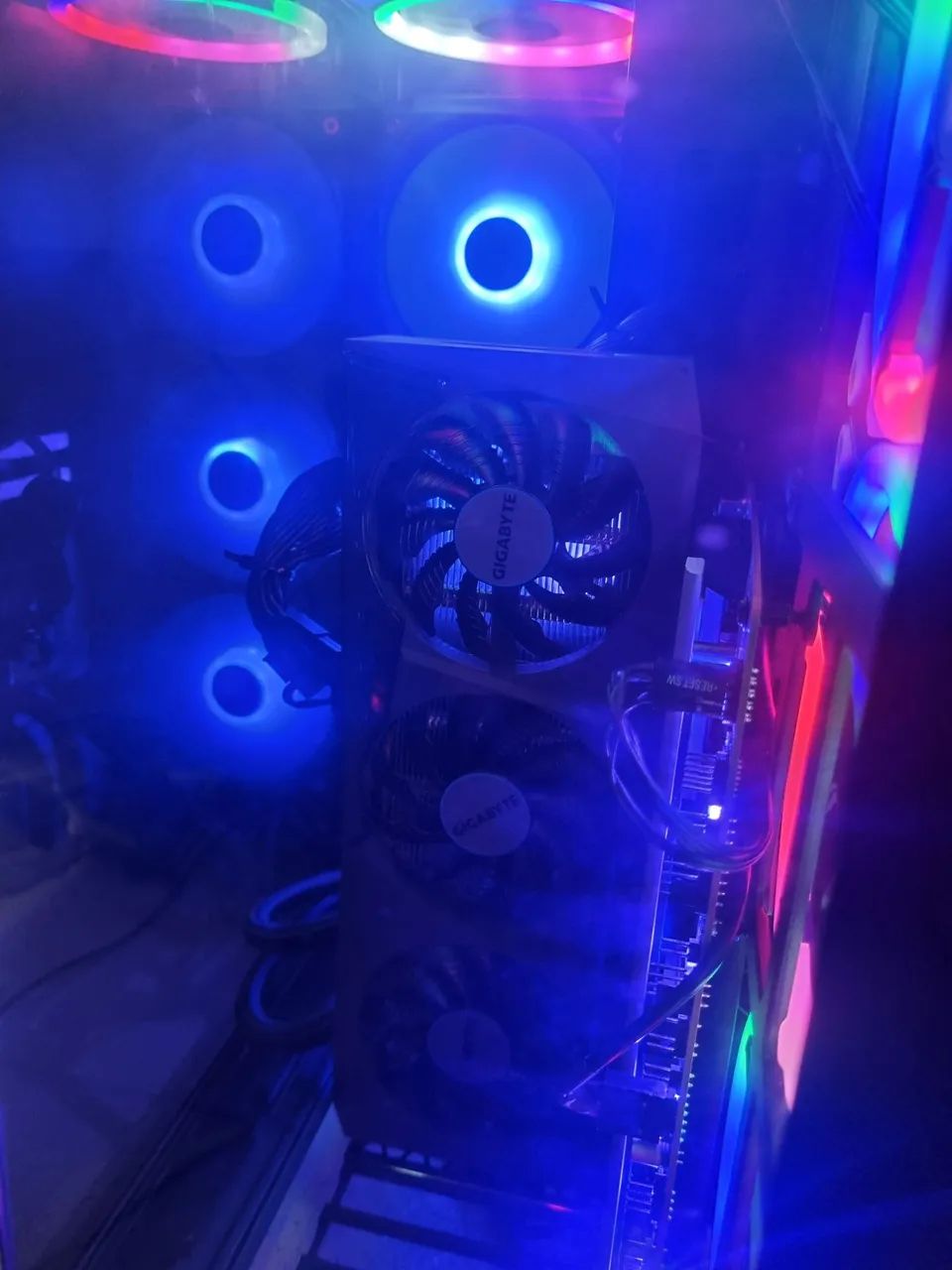 RX 6600 TRIPLE FAN 8GB EAGLE GYGABYTE  - Foto 3