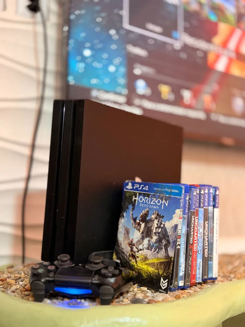 PS4 pro 1 tera de memória  - Foto 5
