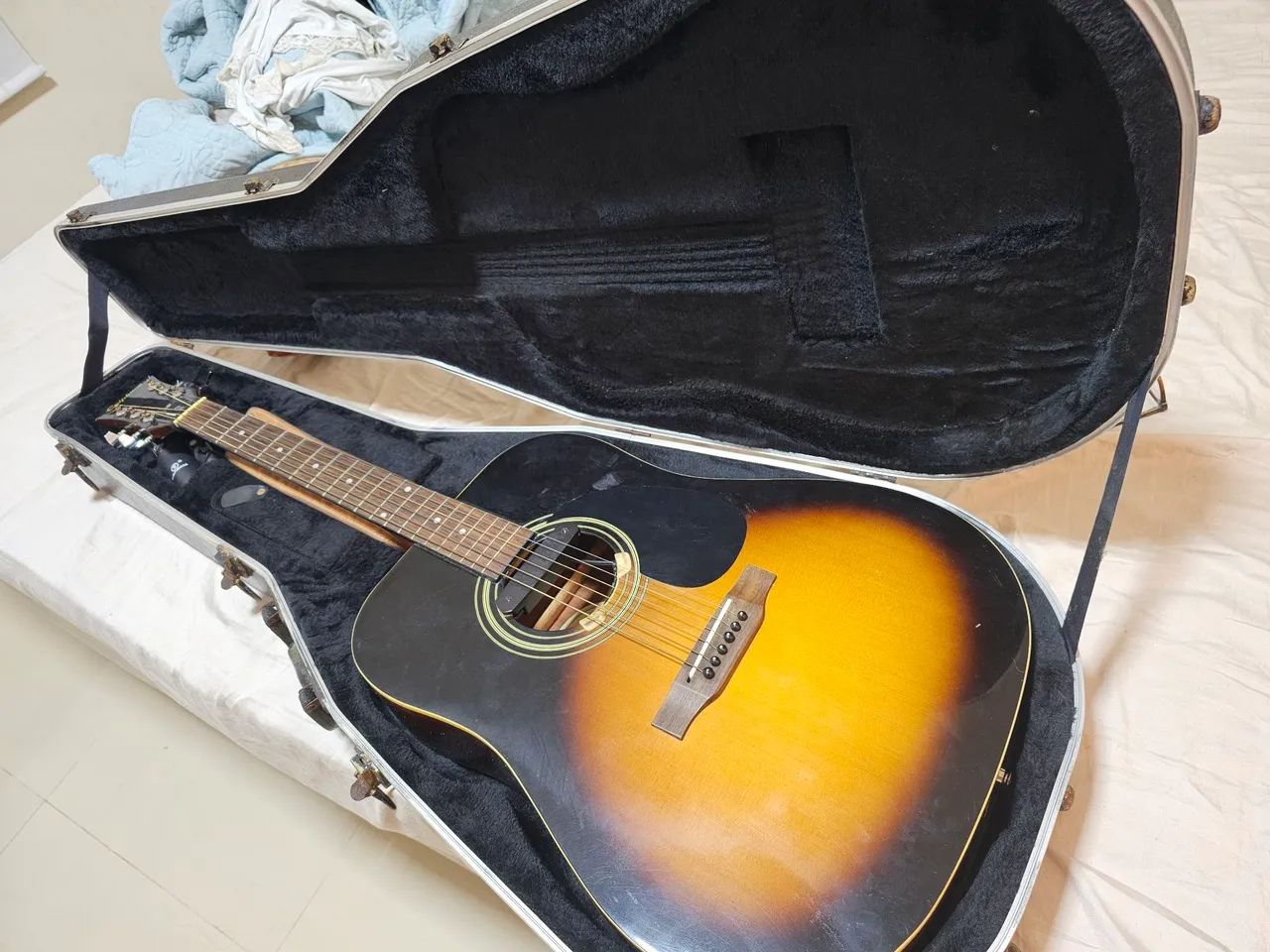 [PROMOÇÃO] Epiphone DR 100 Sunburst + Case