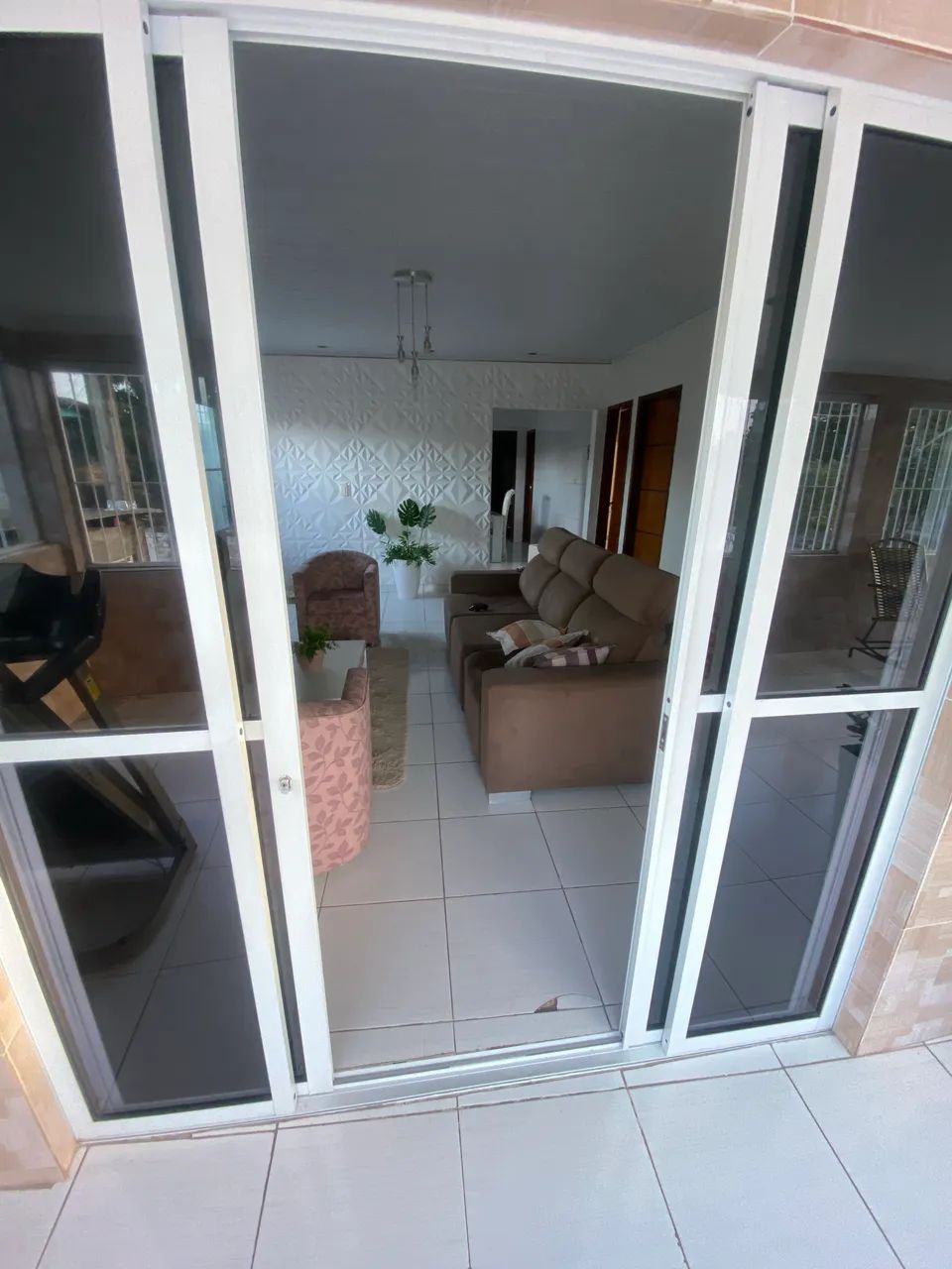 Casa com 2 pontos comerciais + 3 quartos com suíte  - Foto 3