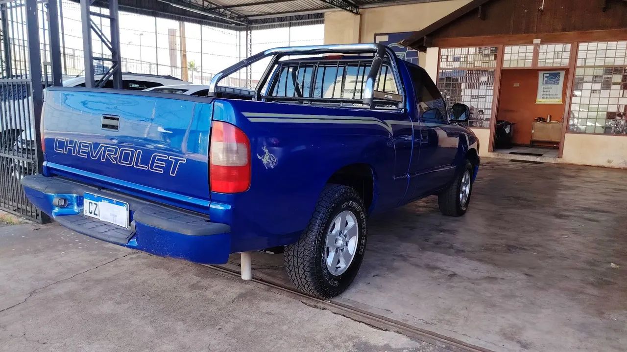 Chevrolet S10 Blazer 2.4 MPFI 8V 128cv 4P 2001