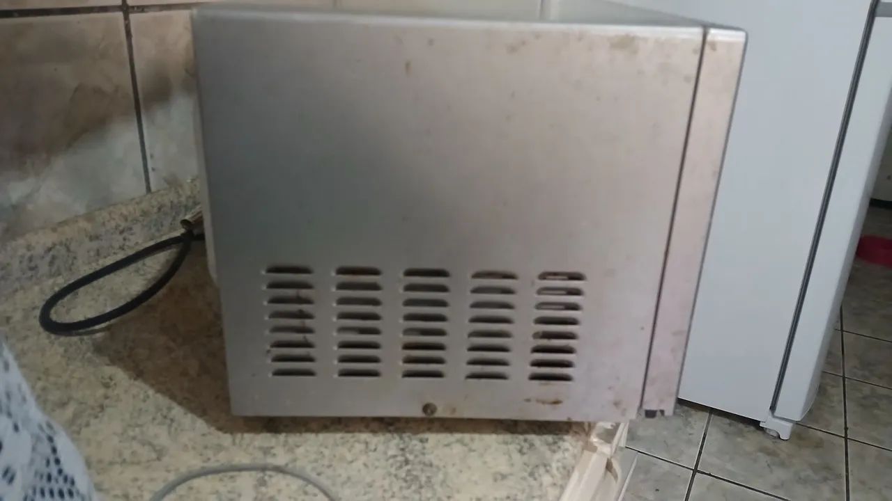 Micro-ondas Consul usado - Foto 5