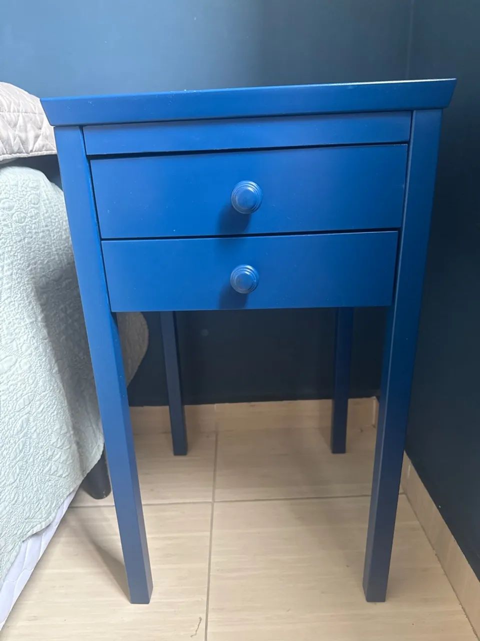 Mesa de cabeceira 