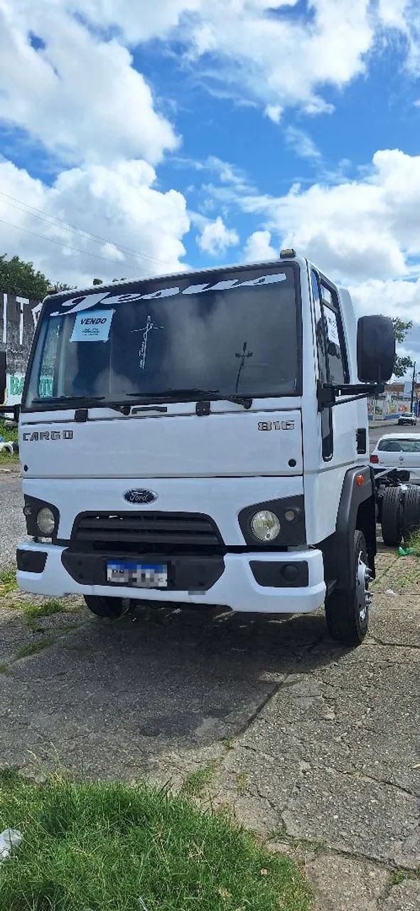 Ford Cargo 816 ano: 2019