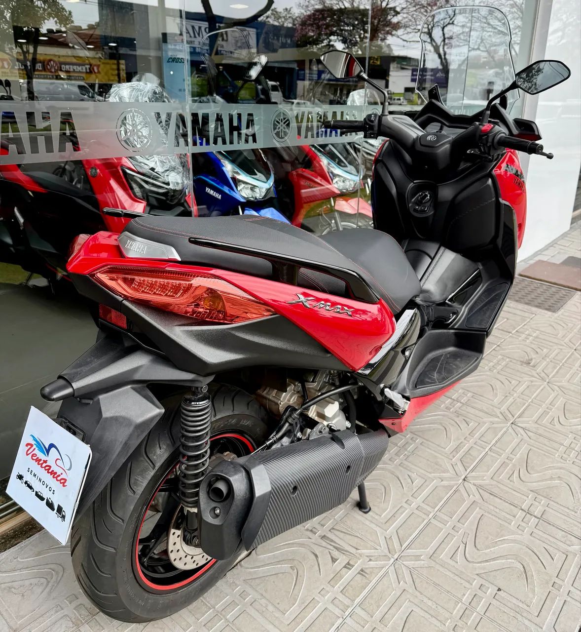YAMAHA XMAX 250 ABS 2023 - Foto 3