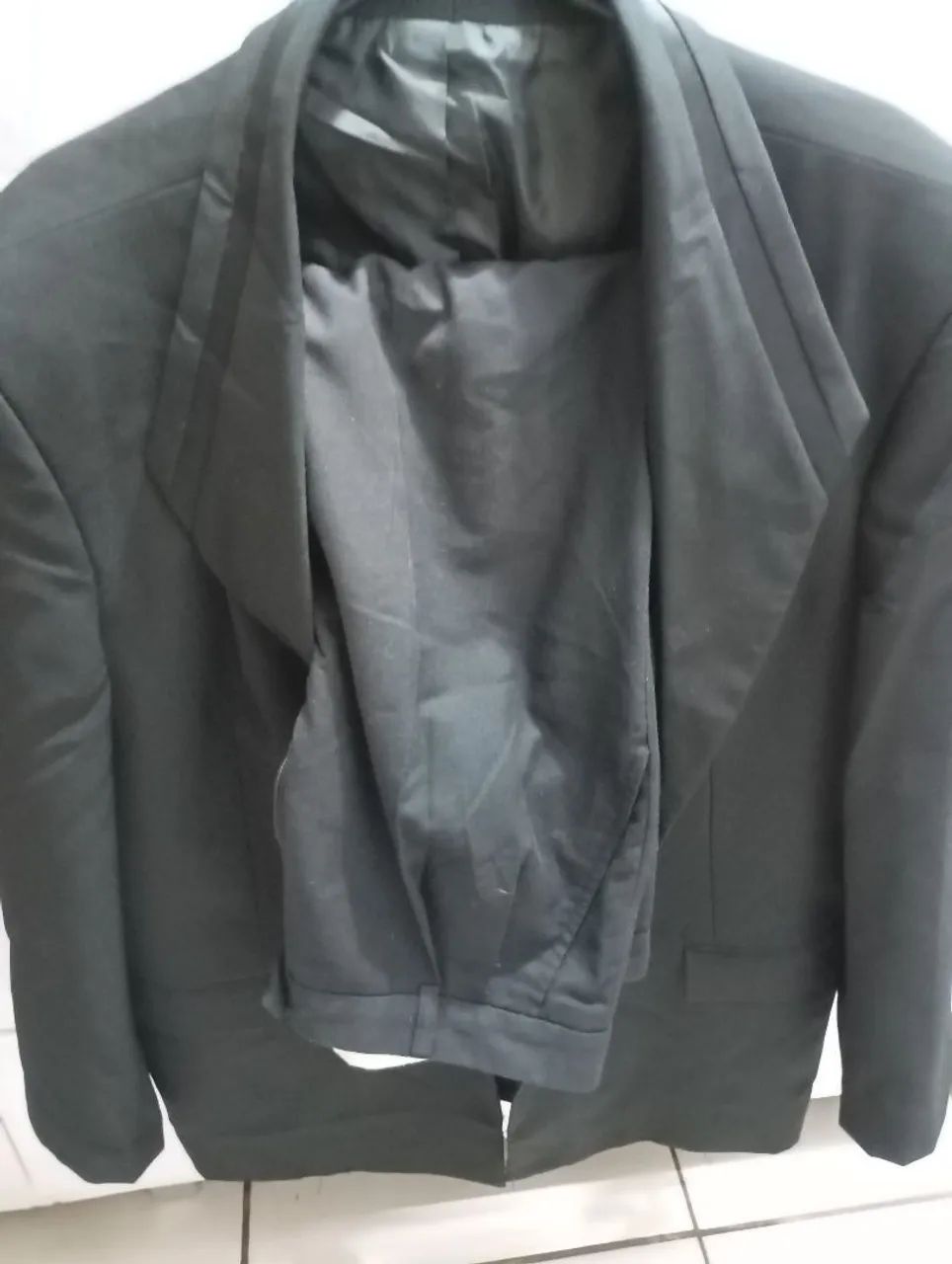 Vendo 10  Bleizer preto, G,m ,gg Eg,n 50,54 60,62 e calça 42 ,45 Cada,ou tudo ,300 - Foto 2