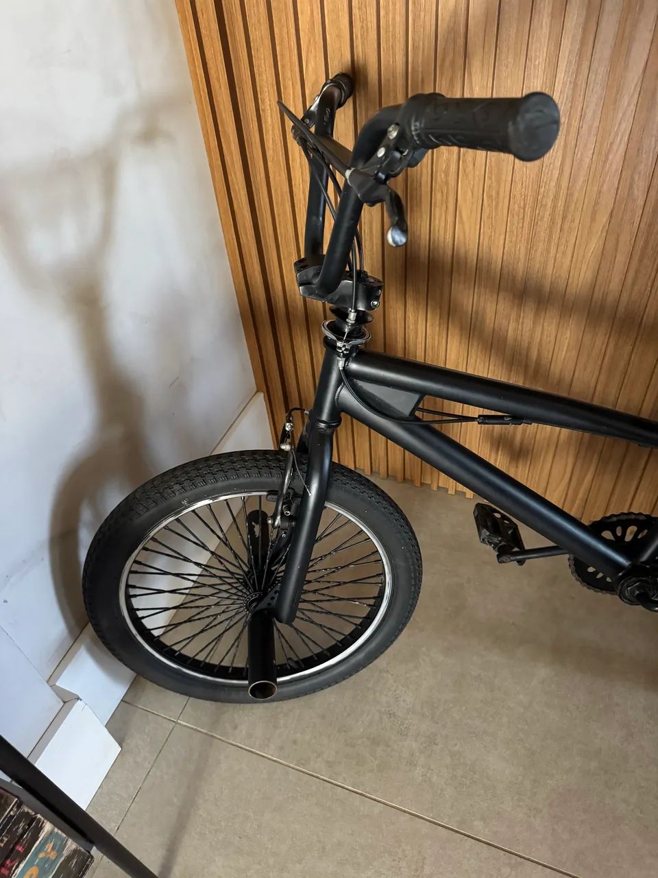Bicicleta modelo BMX aro 20 estilo freestyle - Foto 4