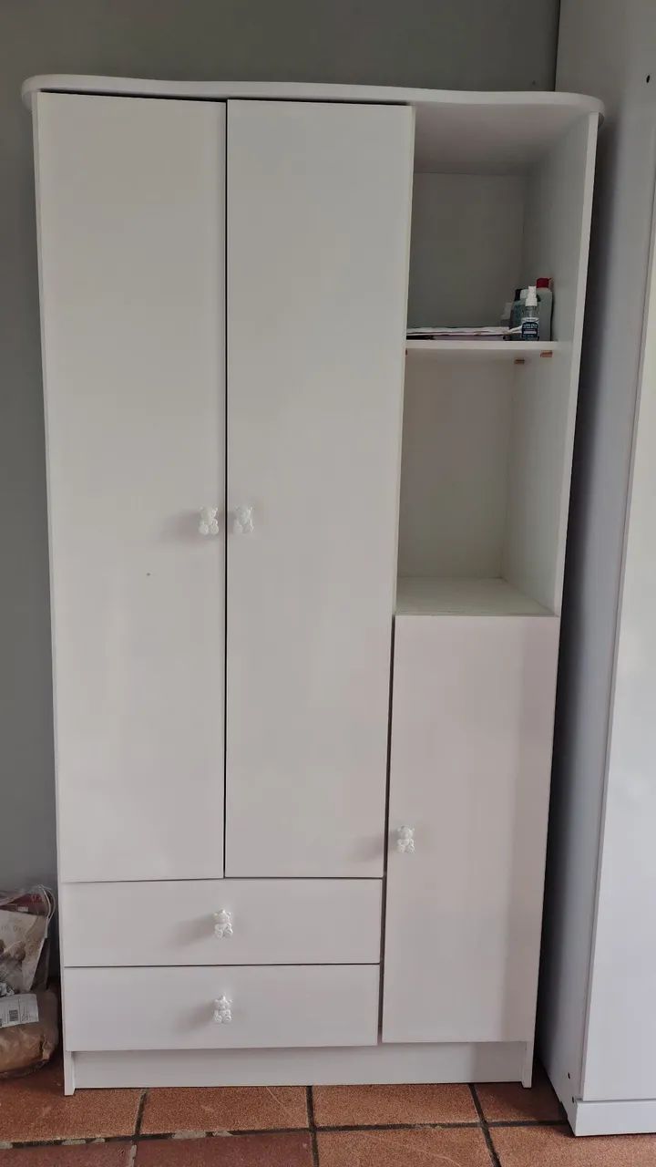 GUARDA ROUPA INFANTIL 