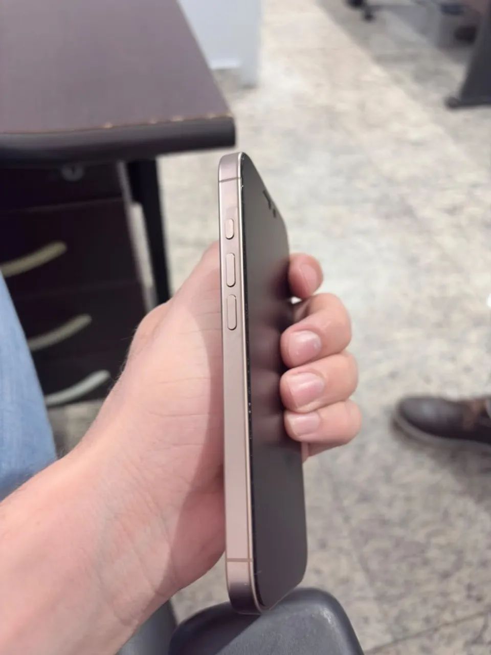 IPHONE 16 PRO 256  - Foto 3