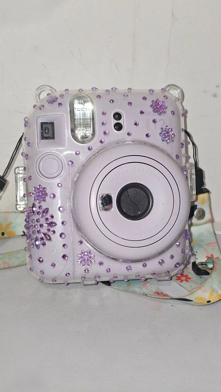 Câmera instax mini 12 + capa protetora de acrílico  - Foto 4