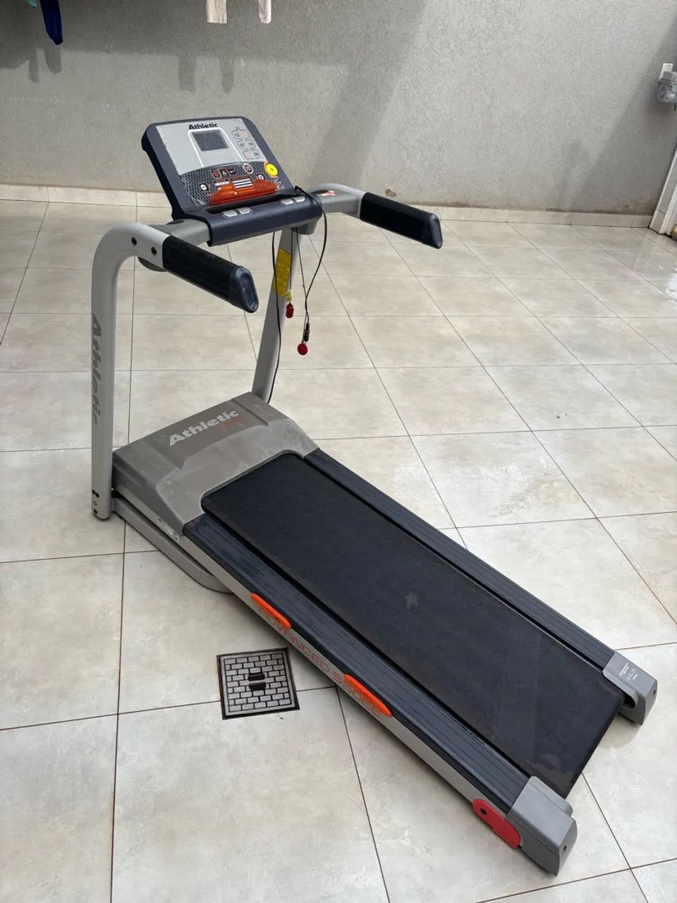 Esteira Athletic Advanced 550EE 110V - Foto 3