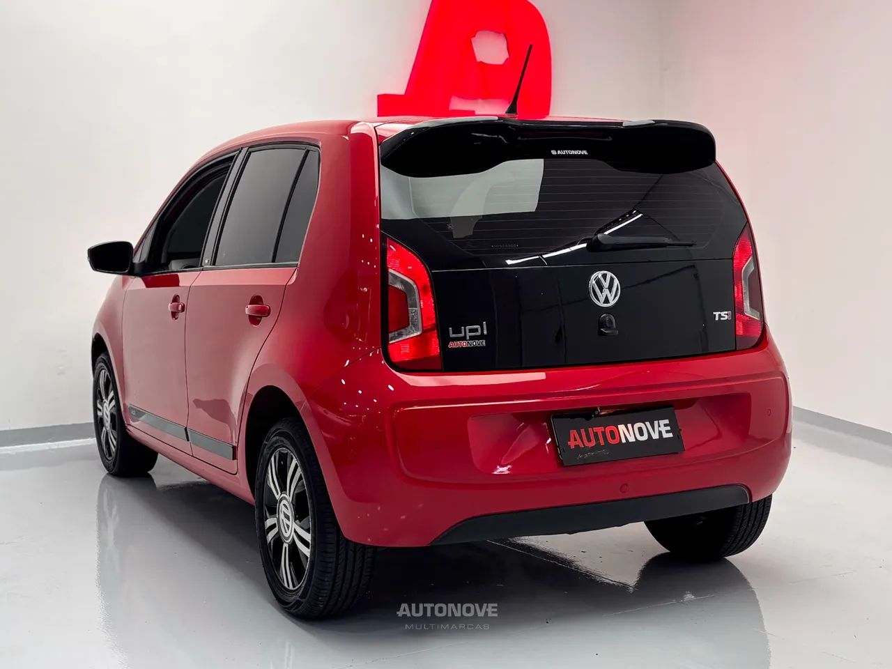 Volkswagen up! move 1.0 TSI Total Flex 12V 5p, foto 6 de 15