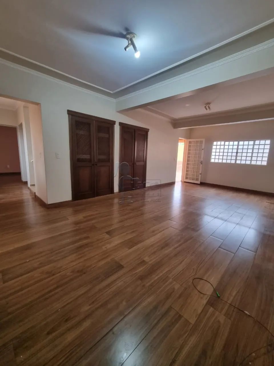 Casa sobrado de 200m² com 03 quartos sendo 01 suíte à venda - Centro em Brodowski - Foto 5