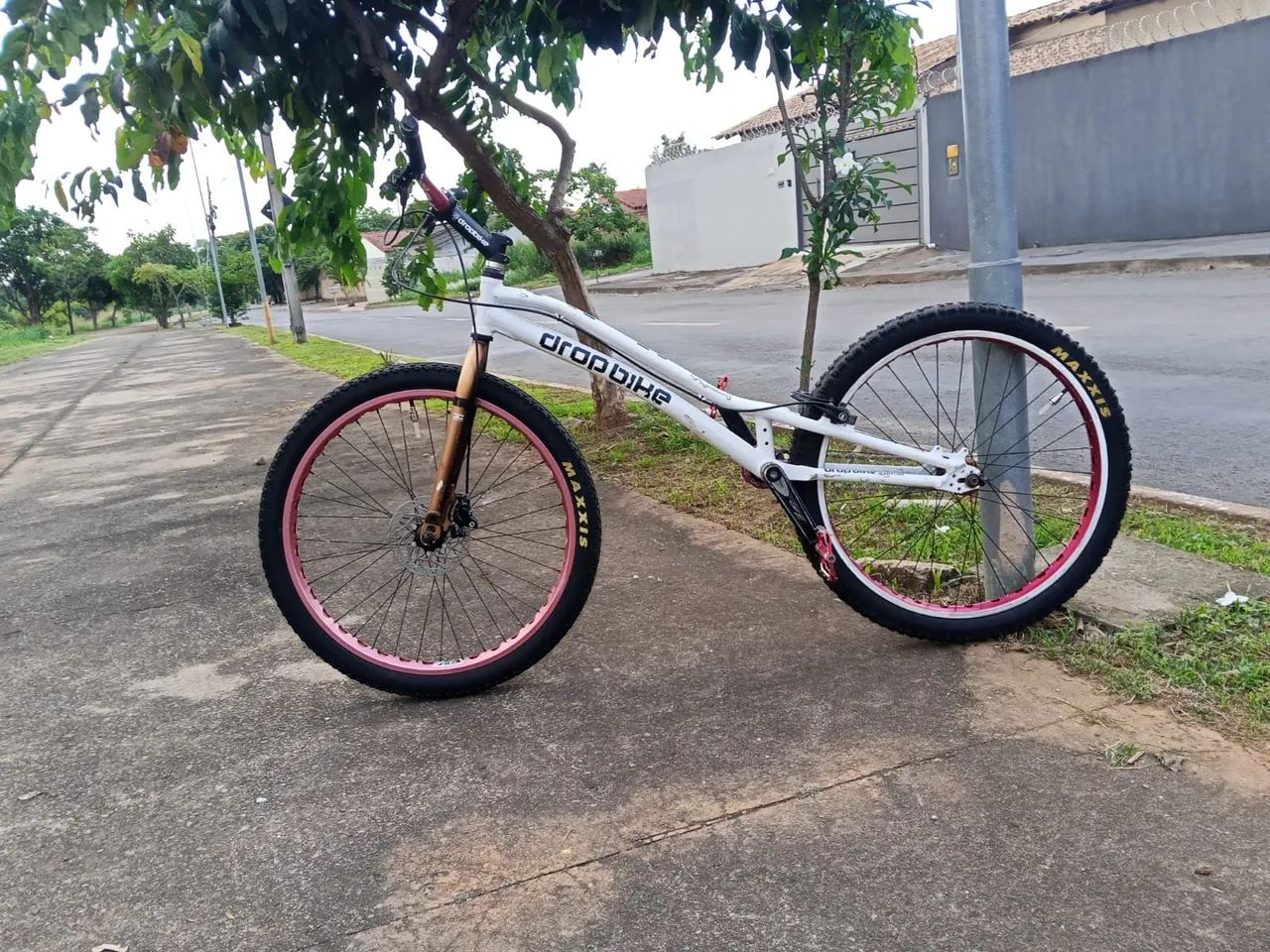 Bike trial marca Drop aro 26 - Foto 2