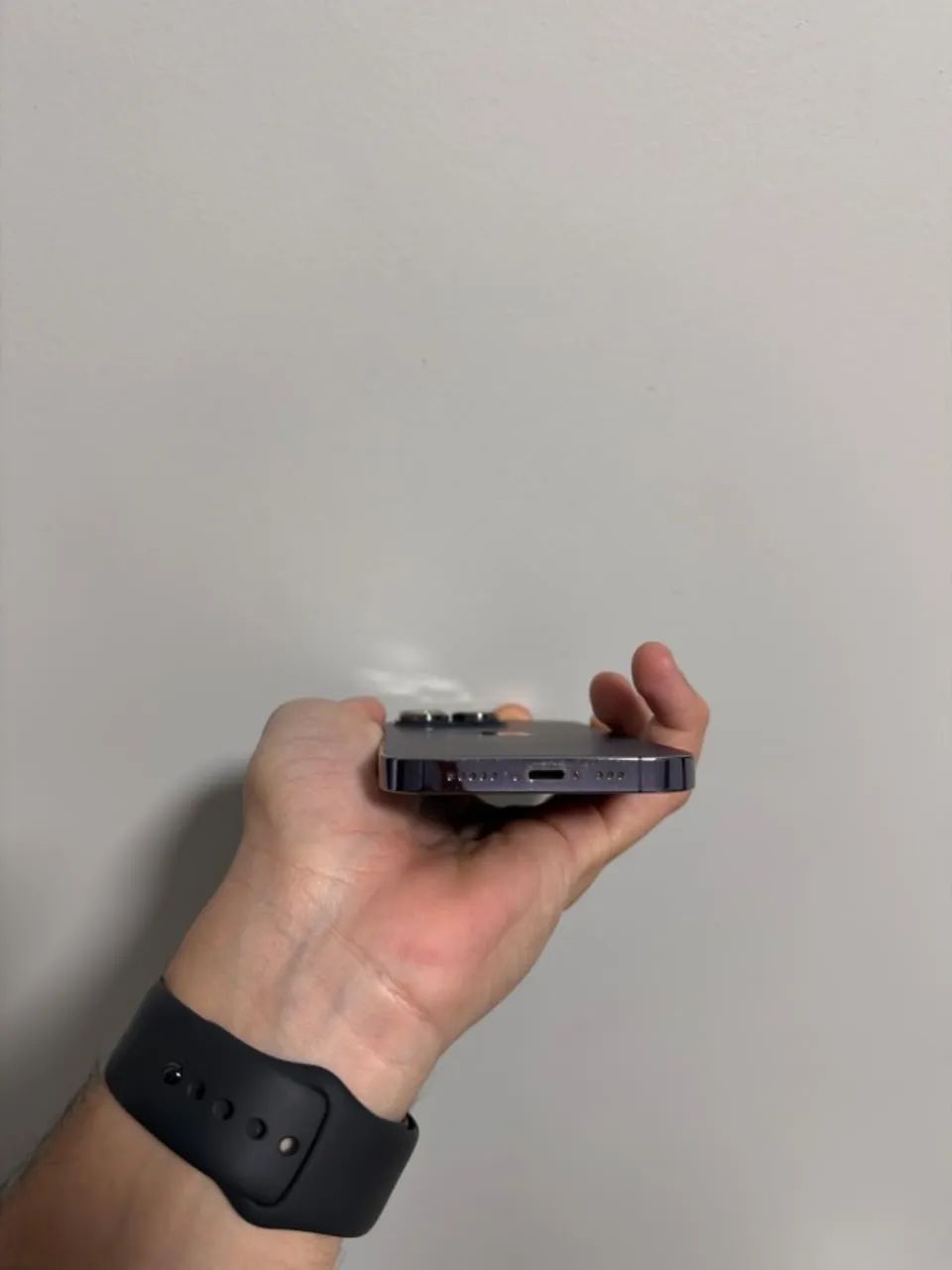 iPhone 14 Pro - Roxo 256gb  76% tudo original - Foto 5