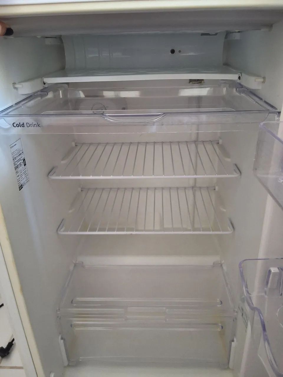 Frigobar electrolux r120