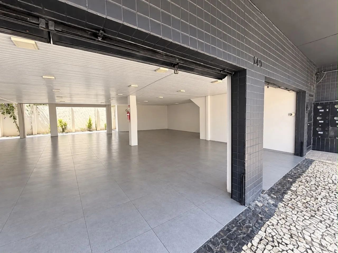 Passagem de ponto comercial ( loja de carro ) - Foto 3