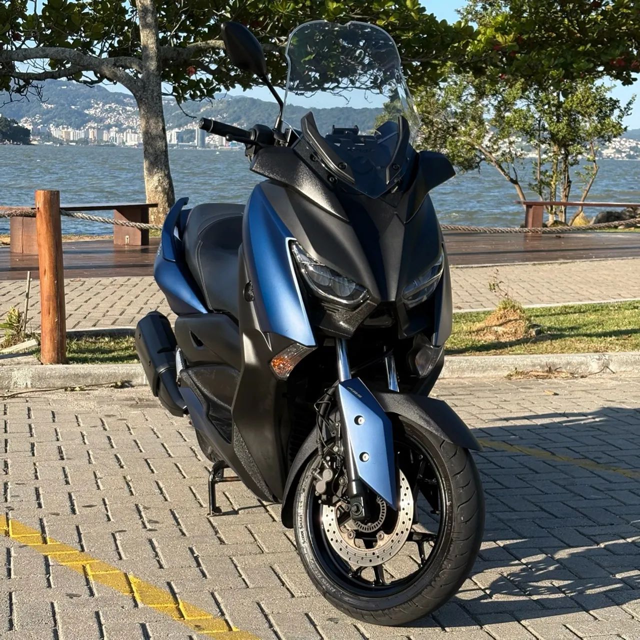 YAMAHA XMAX 250 ABS 2021 - Foto 3