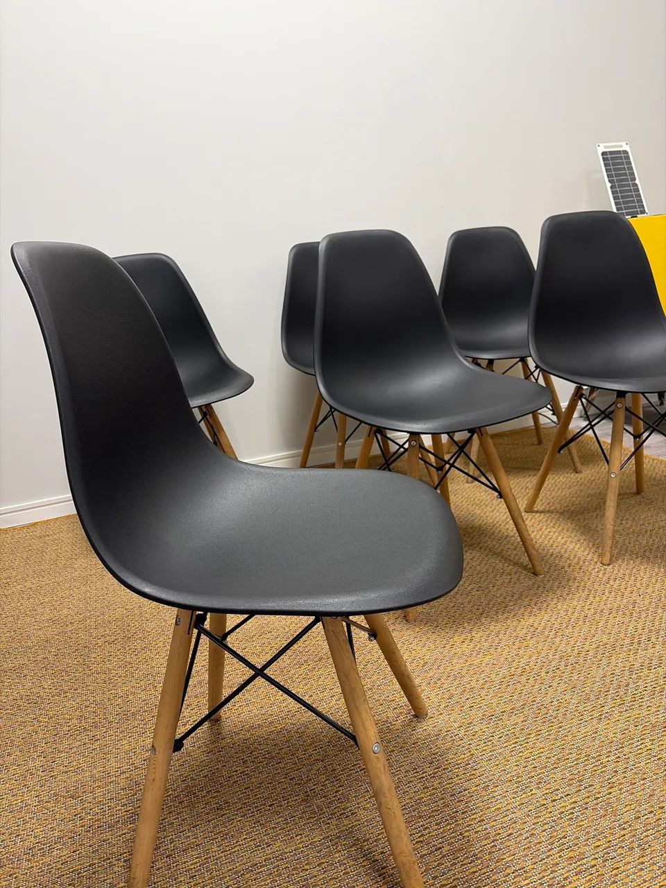 6 Cadeiras Eames Eiffel (Ótimo estado) - Foto 2