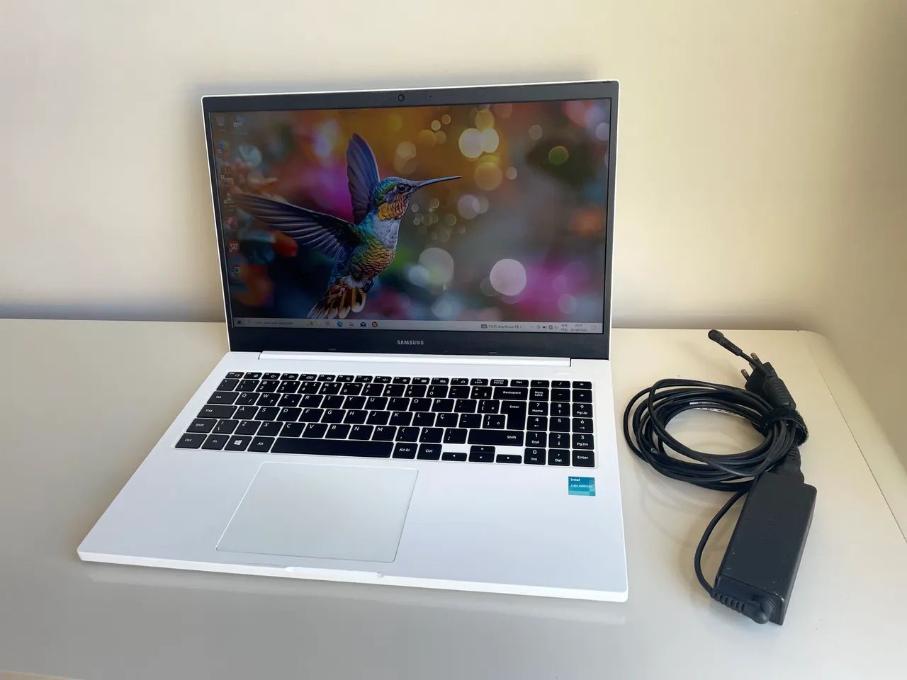 Notebook Samsung Book NP550XDA 15.6?
