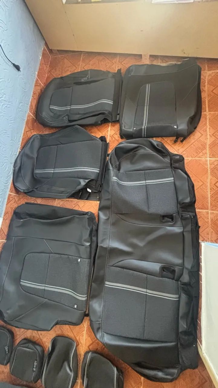 KIT CAPA DE BANCO TRACKER 2024 - Foto 5