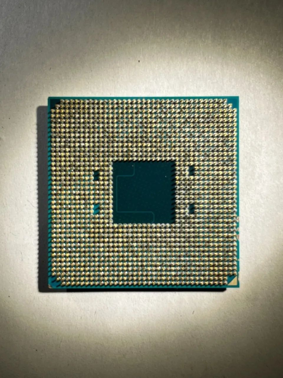 Processador AMD Ryzen 3 2200G com Radeon Vega Graphics (3.50 GHz) Sem Cooler - Foto 2