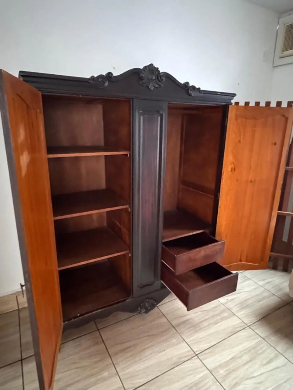 Guarda Roupas de madeira - Foto 3