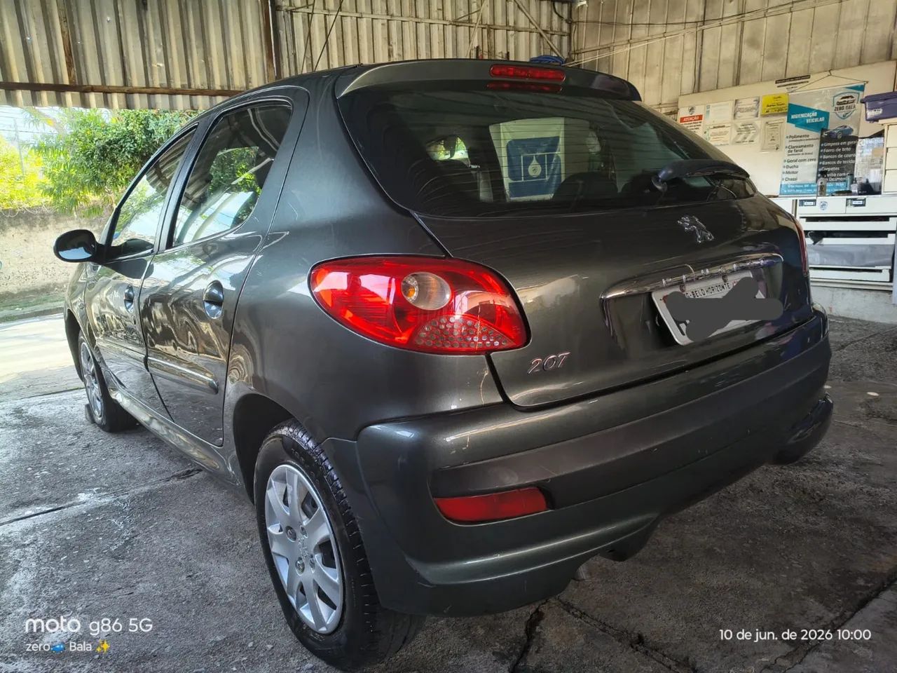Peugeot 207 207 XR 1.4 Flex 8V 3p 2011