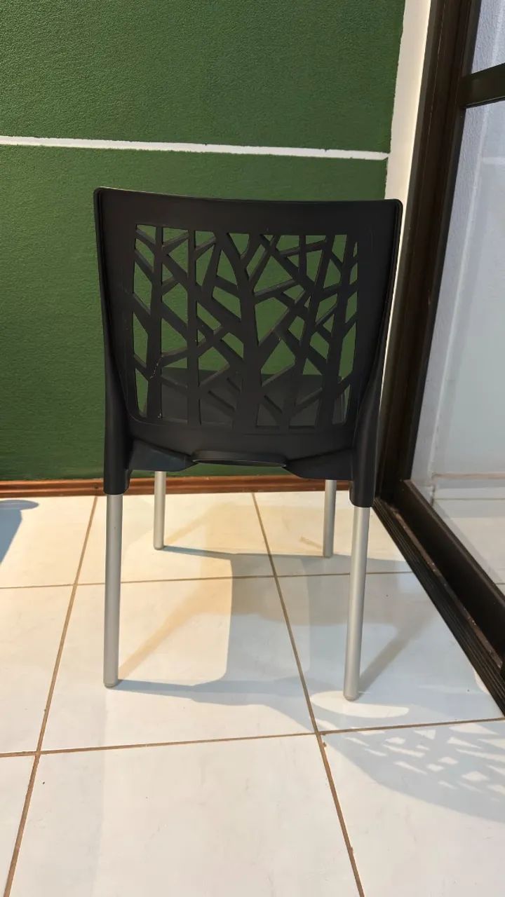 Duas Cadeiras Preta  - Foto 2