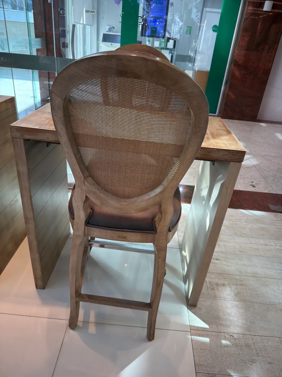 Conjunto mesa e 2 cadeiras em couro Kleiner Schein  - Foto 2