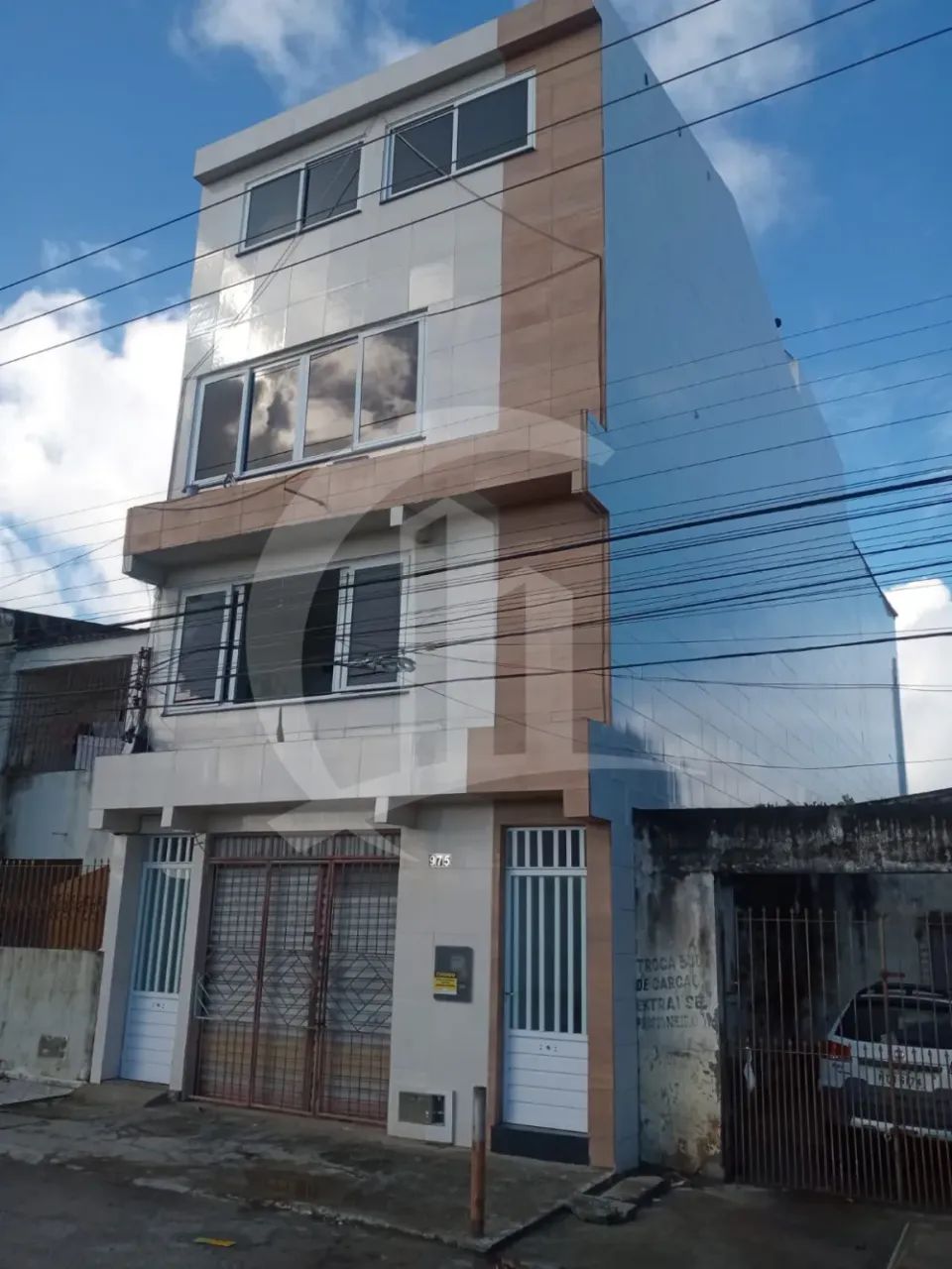 CASA DE 3 ANDARES À VENDA NA RUA ALAGOAS. - Foto 2