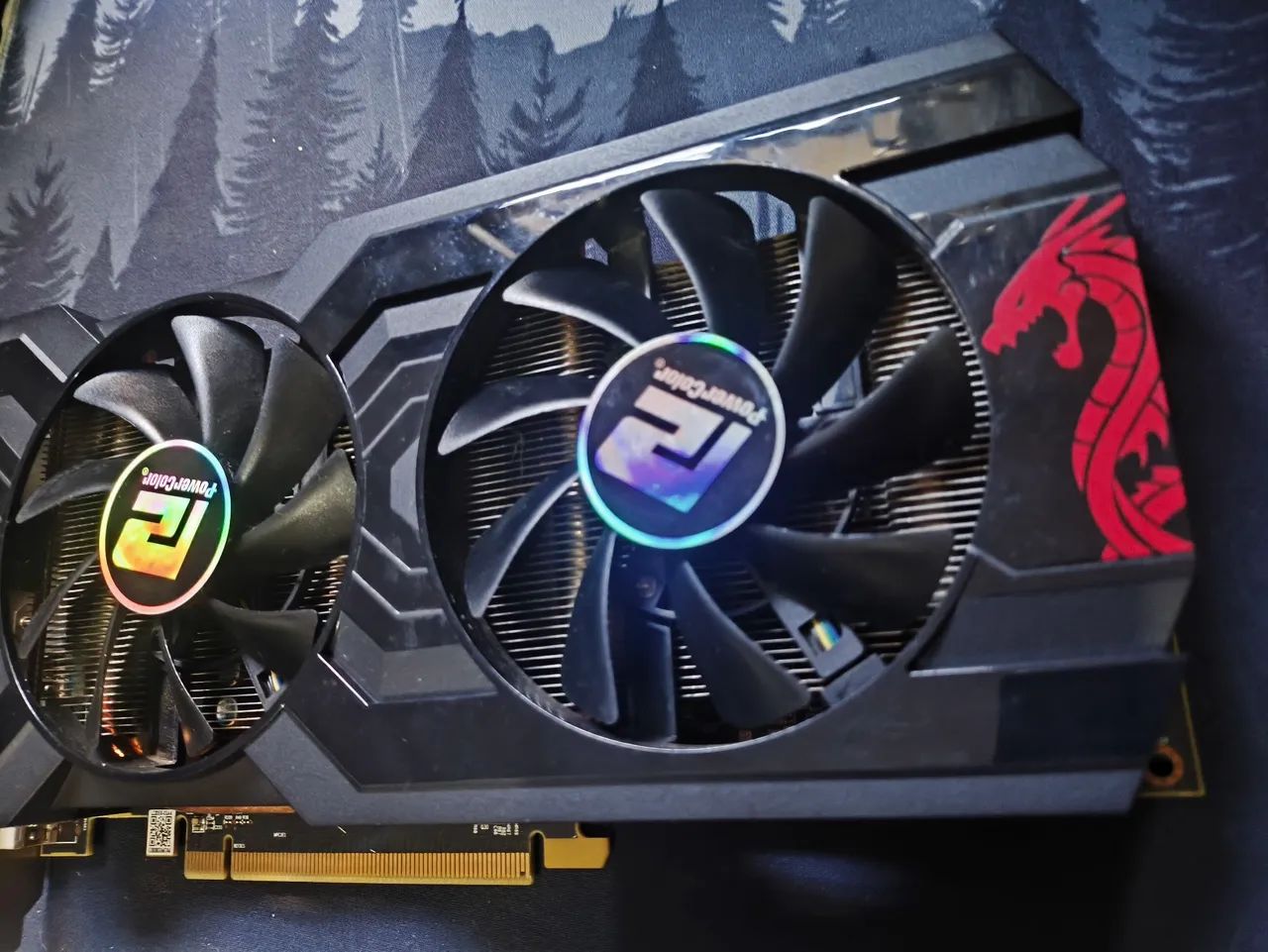 Rx 580 sem detalhes 