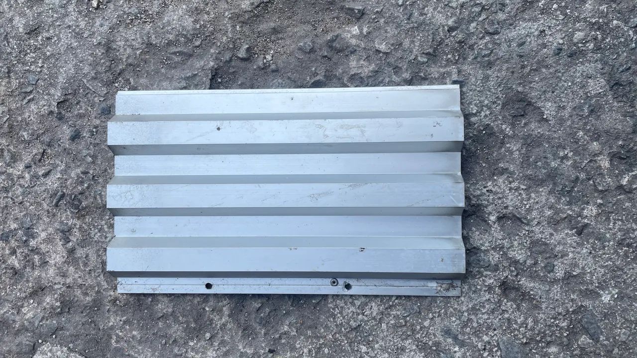 Painel Ripado Estruturado para Portões e Fachadas - Alumínio Grosso - Foto 2