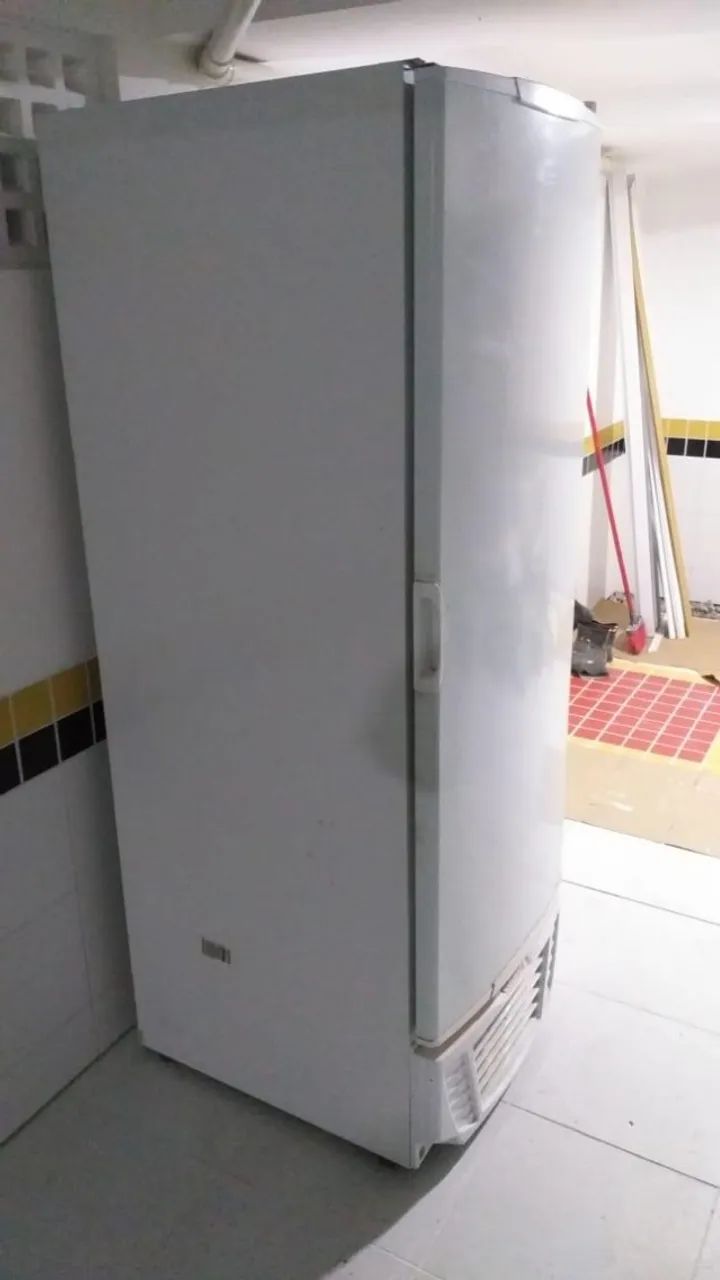 Gelopar Vertical 575L Branco - Foto 5