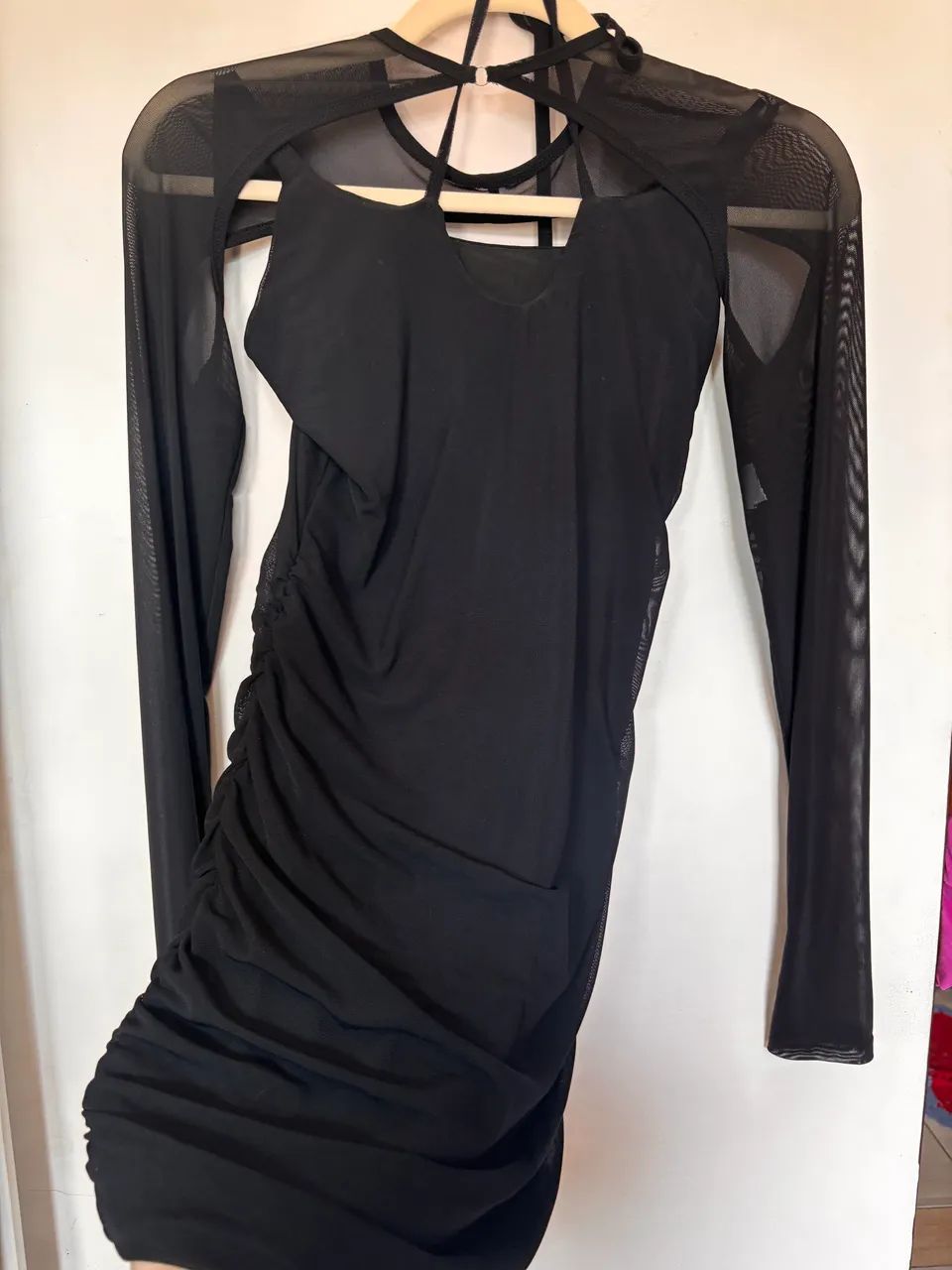 Vestido tubinho preto - Foto 2