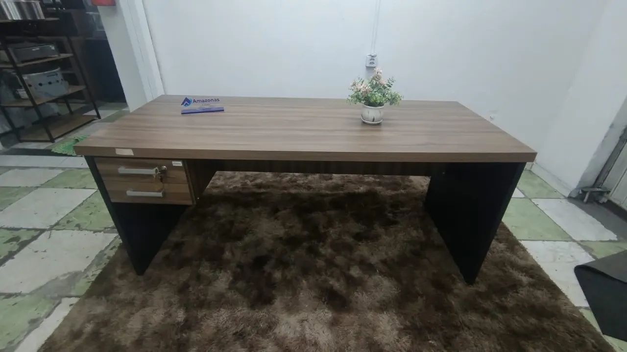 Mesa Reta para Consultórios , Escritórios ....