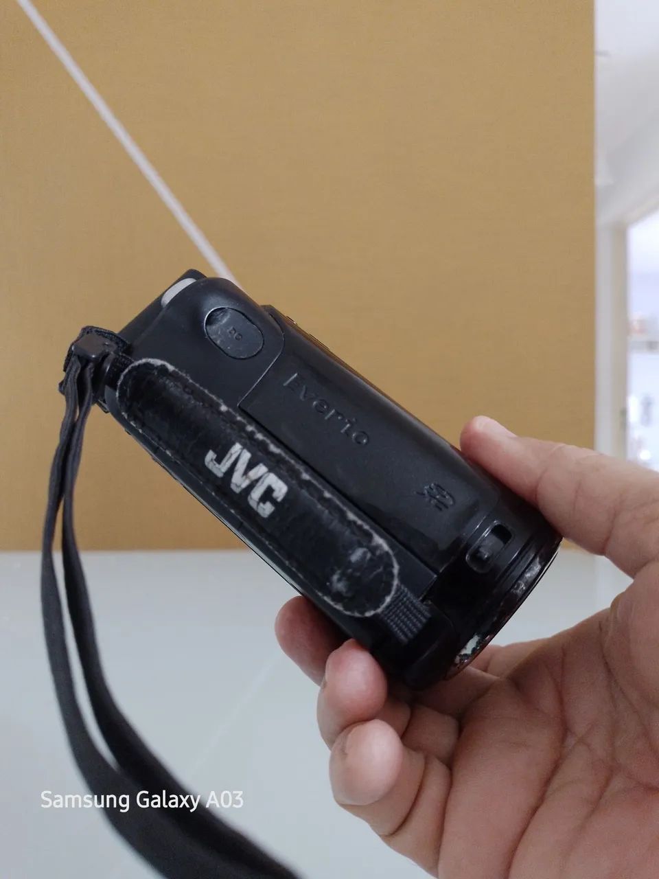 Câmera digital JVC 