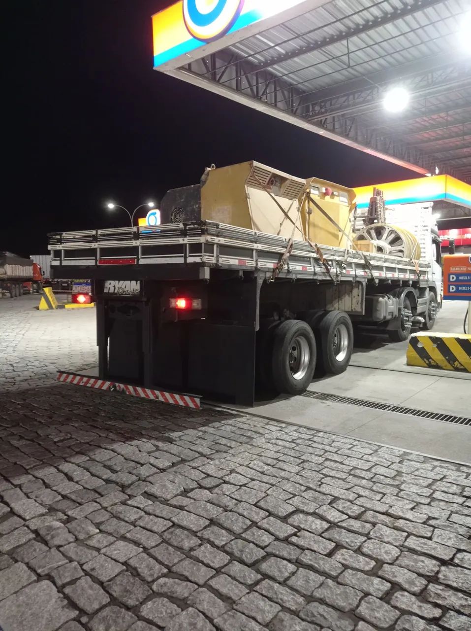 Caminhão Atego 2425 - Foto 4