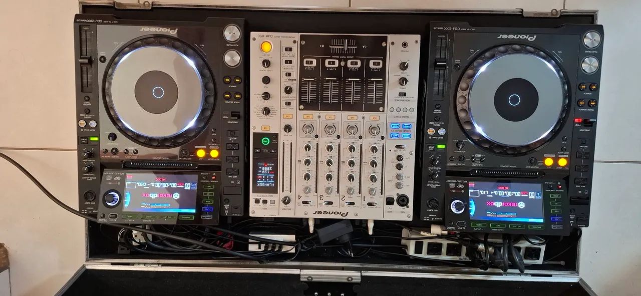 Par CDJ 2000nexus 1,mixer djm850, case artcase - Foto 2