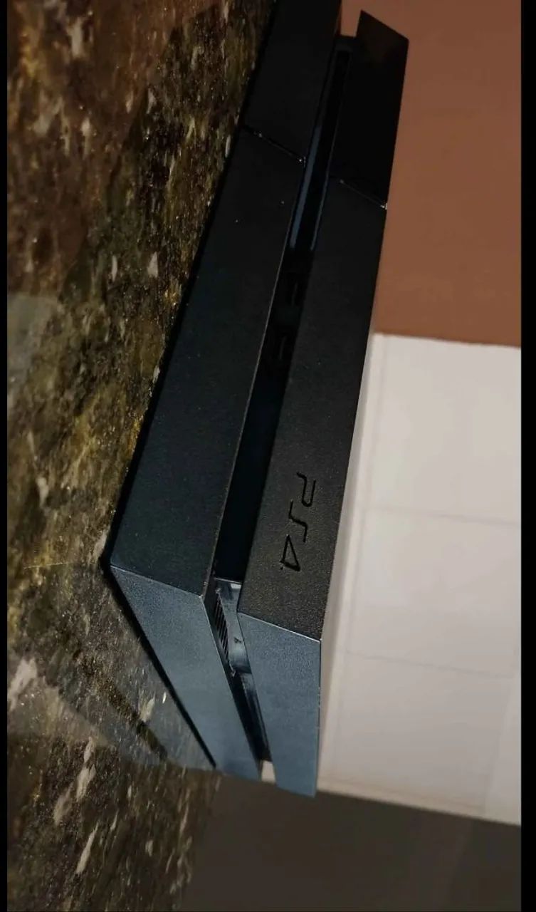 PlayStation 4 à Venda! - Foto 4