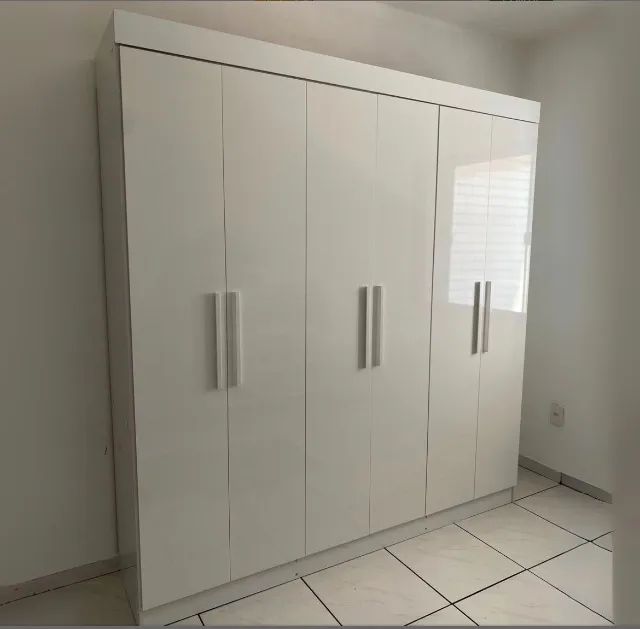 Guarda-Roupa Branco Prime 206