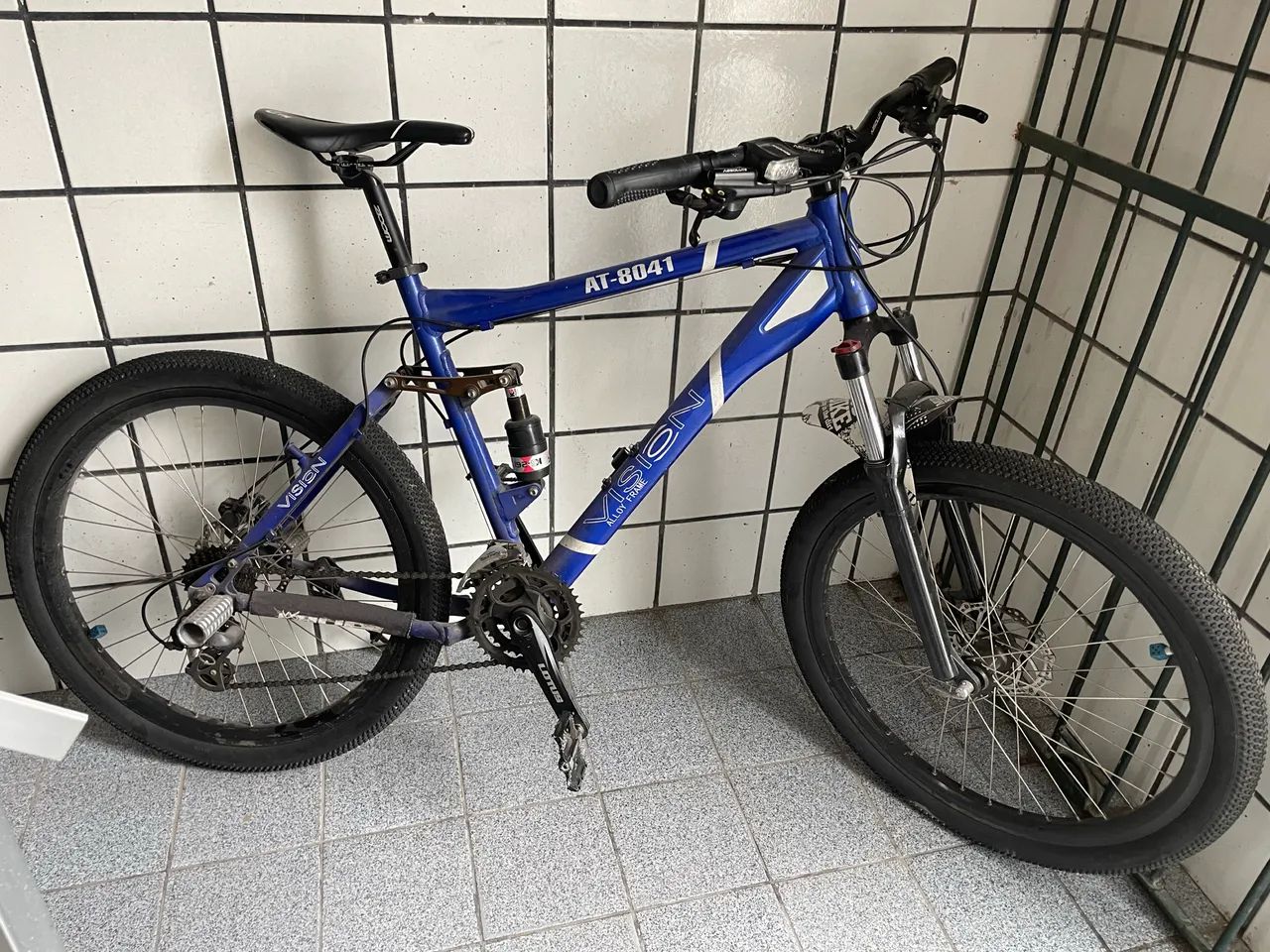 Bike full suspension vision