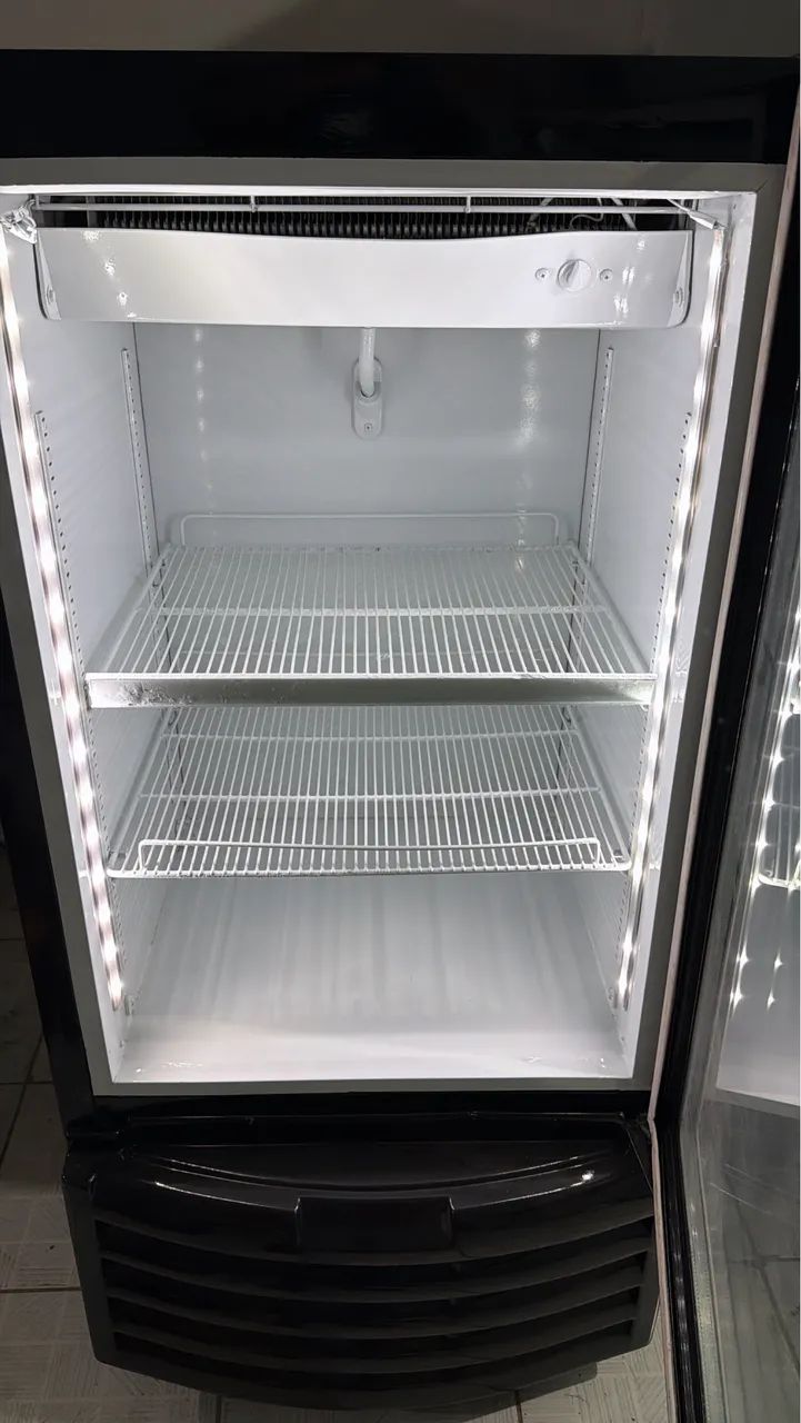 Freezer expositora vertical metal frio mini  - Foto 5